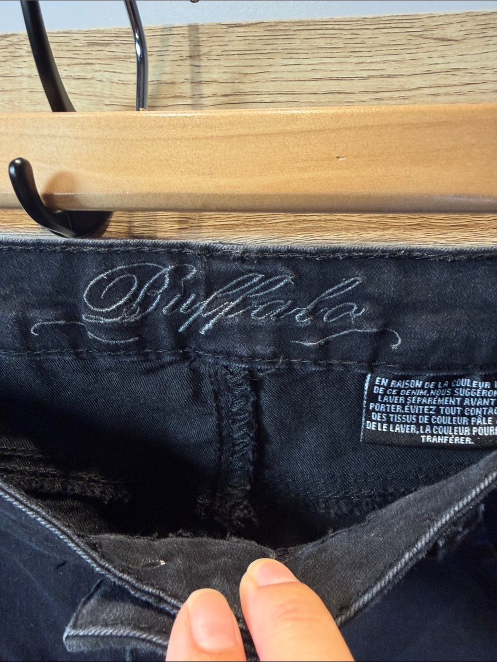 Buffalo Black Straight-Leg Jeans XL - Picture 3 of 8